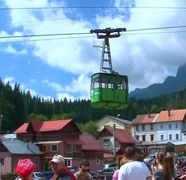 Turistii au luat cu asalt statiunile montane! Aglomeratie la maxim la munte